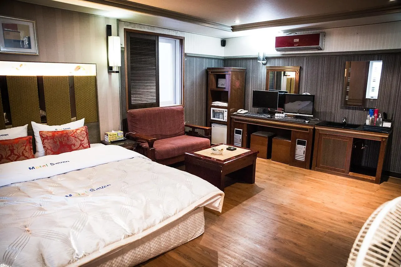 Seven Motel Busan 2*,  South Korea