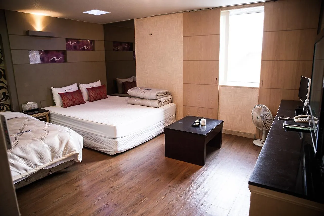 Seven Motel Busan